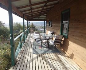 Camellia Cottage On Maple Hill - Kempsey Accommodation 1