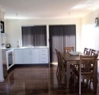 Glenaire Apartments - Kempsey Accommodation
