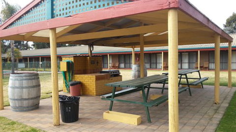 Barooga Country Inn Motel - Kempsey Accommodation 6