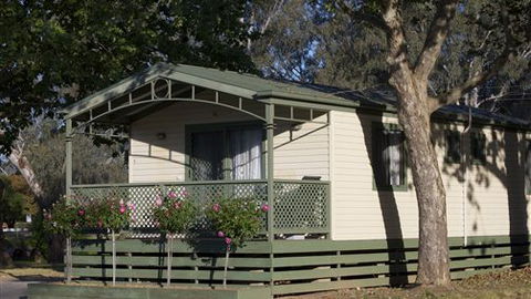 Painters Island Caravan Park - Kempsey Accommodation 0