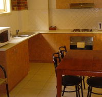 Nireeda Apartments on Clare - Kempsey Accommodation
