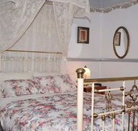 Cuddledoon Cottages BB - Kempsey Accommodation