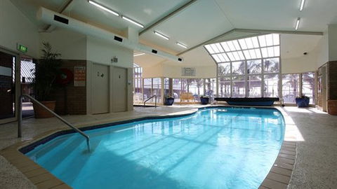 Lake Edge Resort - Kempsey Accommodation 0