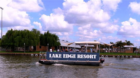 Lake Edge Resort - Kempsey Accommodation 2