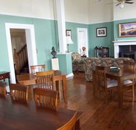 Bank on Main - Kempsey Accommodation