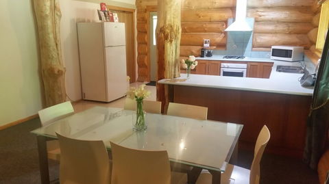 Tewksbury Lodge - Kempsey Accommodation 1