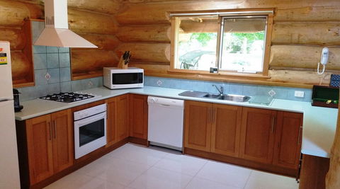 Tewksbury Lodge - Kempsey Accommodation 3
