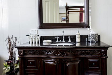Bli Bli House Luxury Accommodation - Kempsey Accommodation 17