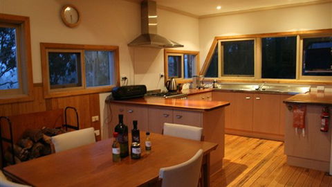 Karoonda Olive Grove Retreat At Mt Buffalo Olives - Kempsey Accommodation 5