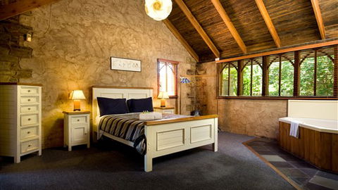 Frog Hollow Estate - Kempsey Accommodation 0