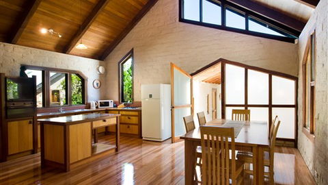 Frog Hollow Estate - Kempsey Accommodation 6