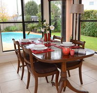 DeLuca - Kempsey Accommodation