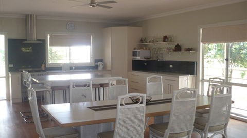 Yarrasackawonga - Kempsey Accommodation 2