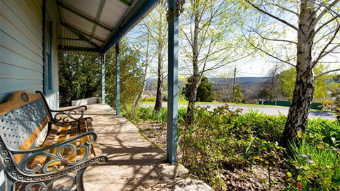 Hilltop Cottage - Daylesford - Kempsey Accommodation 2