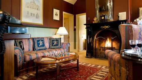 Hilltop Cottage - Daylesford - Kempsey Accommodation 3