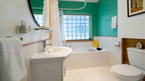 Arabella Heights- Daylesford - Kempsey Accommodation 5