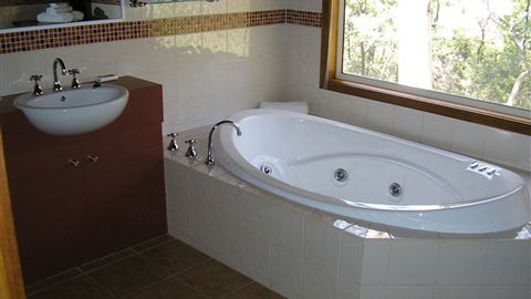 Halls Gap Hideaway - Kempsey Accommodation 1