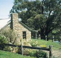 Adelaide Hills Country Cottages - Gum Tree Cottage - Kempsey Accommodation
