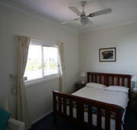 Beachside Cottage - Kempsey Accommodation