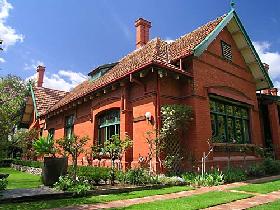 Buxton Manor - Musica Viva Apartment - Kempsey Accommodation 2