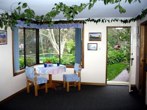 Adelaide Hills Bed & Breakfast Accommodation - Kempsey Accommodation 0