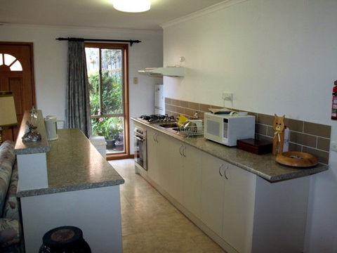 Adrienne's Place On The Hill - Kempsey Accommodation 0