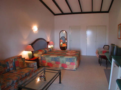 Albert Facey Motor Inn Narrogin - Kempsey Accommodation 0