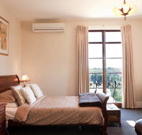 Azidene House  Spa Apartments - Kempsey Accommodation