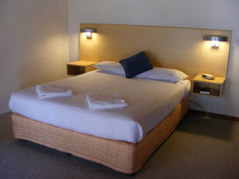 Barooga Golf View - Kempsey Accommodation 0