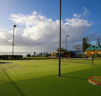 Breakers North - Absolute Beach Front Holiday Apartments - Kempsey Accommodation