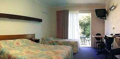 Corlette Palms Motor Inn - Kempsey Accommodation 0