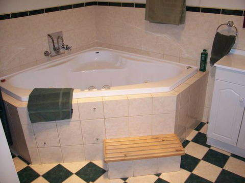 Limestone View (Naracoorte Cottages) - Kempsey Accommodation 2