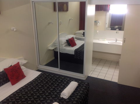Parkside Motel & Licensed Restaurant - Kempsey Accommodation 3