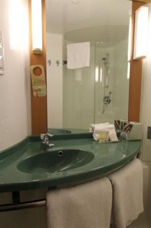 Ibis Newcastle - Kempsey Accommodation 1