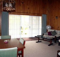 Shiralee Executive Cottages - Kempsey Accommodation