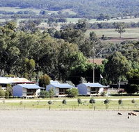 Stone Hut Cottages - Kempsey Accommodation