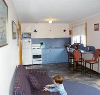 Sunset Holiday Villas - Kempsey Accommodation