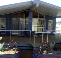The Real McCoy Holiday Accommodation - Kempsey Accommodation