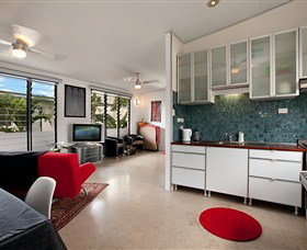 Beachside Tropical Retreat - Kempsey Accommodation 0