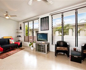 Beachside Tropical Retreat - Kempsey Accommodation 7