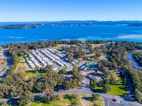 Swansea Gardens Lakeside Holiday Park - Kempsey Accommodation 5