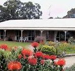 Between The Bays Retreat - Kempsey Accommodation