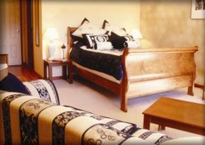 Tuscany Wine Estate - Kempsey Accommodation 0