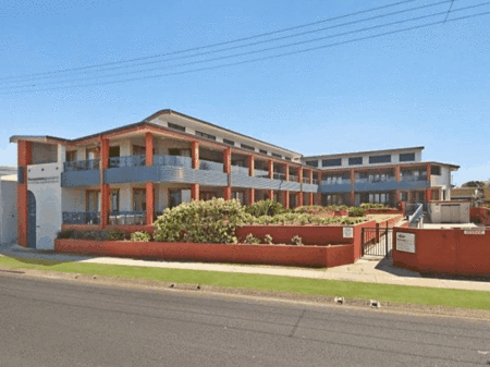 Lennox Point Holiday Apartments - Kempsey Accommodation