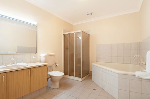 Comfort Inn Dandenong - Kempsey Accommodation 5