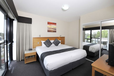 Assured Ascot Quays Apartment Hotel - Kempsey Accommodation 3