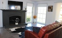 Cedar Grove - - Kempsey Accommodation 5