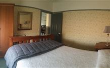 Wagga Wagga Country Cottages - - Kempsey Accommodation 3