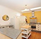 Bi J's - Kempsey Accommodation
