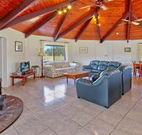 Manusu House and Cabin - Kempsey Accommodation